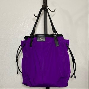 Burberry buckleigh nylon tote in Violet